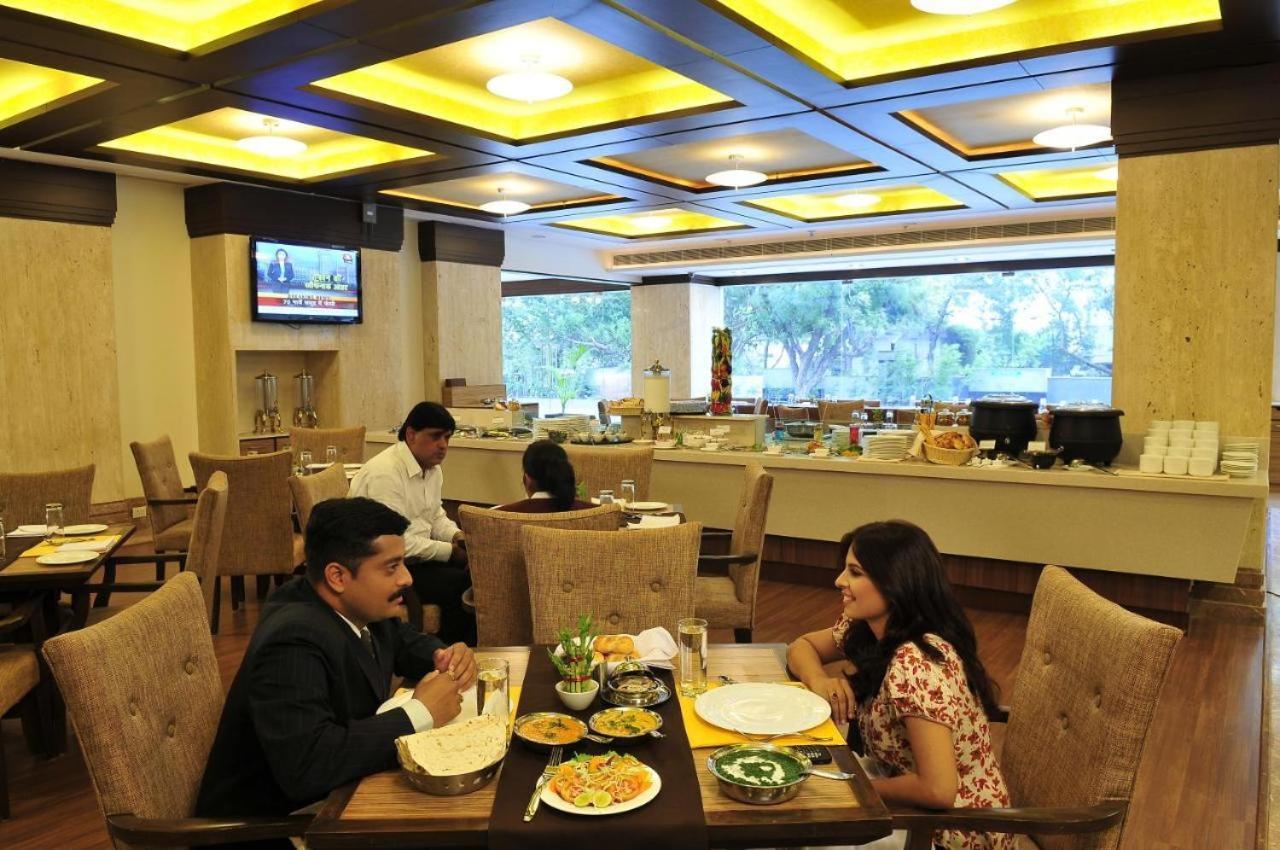 The Sky Imperial, Thaltej Hotel Ahmedabad Exterior photo