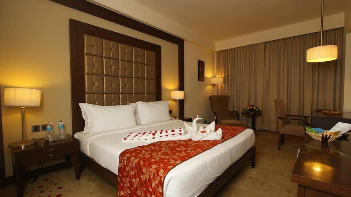 The Sky Imperial, Thaltej Hotel Ahmedabad Exterior photo